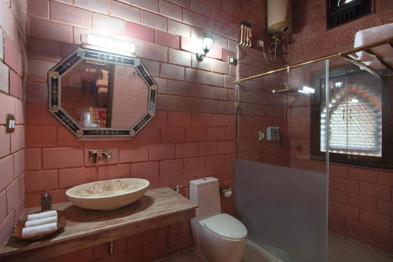 Stayvista At Pink Palace Rajasthani Decor Ооти Екстериор снимка
