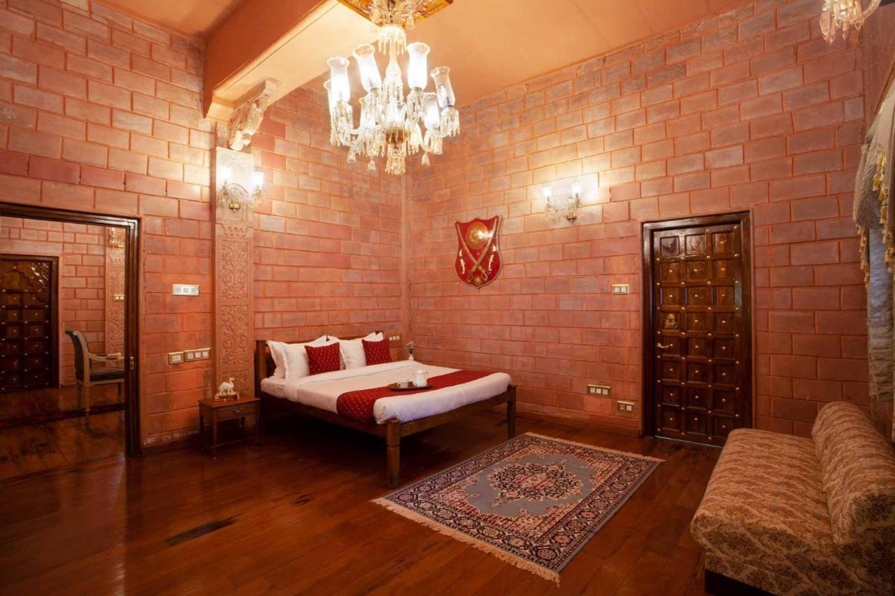 Stayvista At Pink Palace Rajasthani Decor Ооти Екстериор снимка