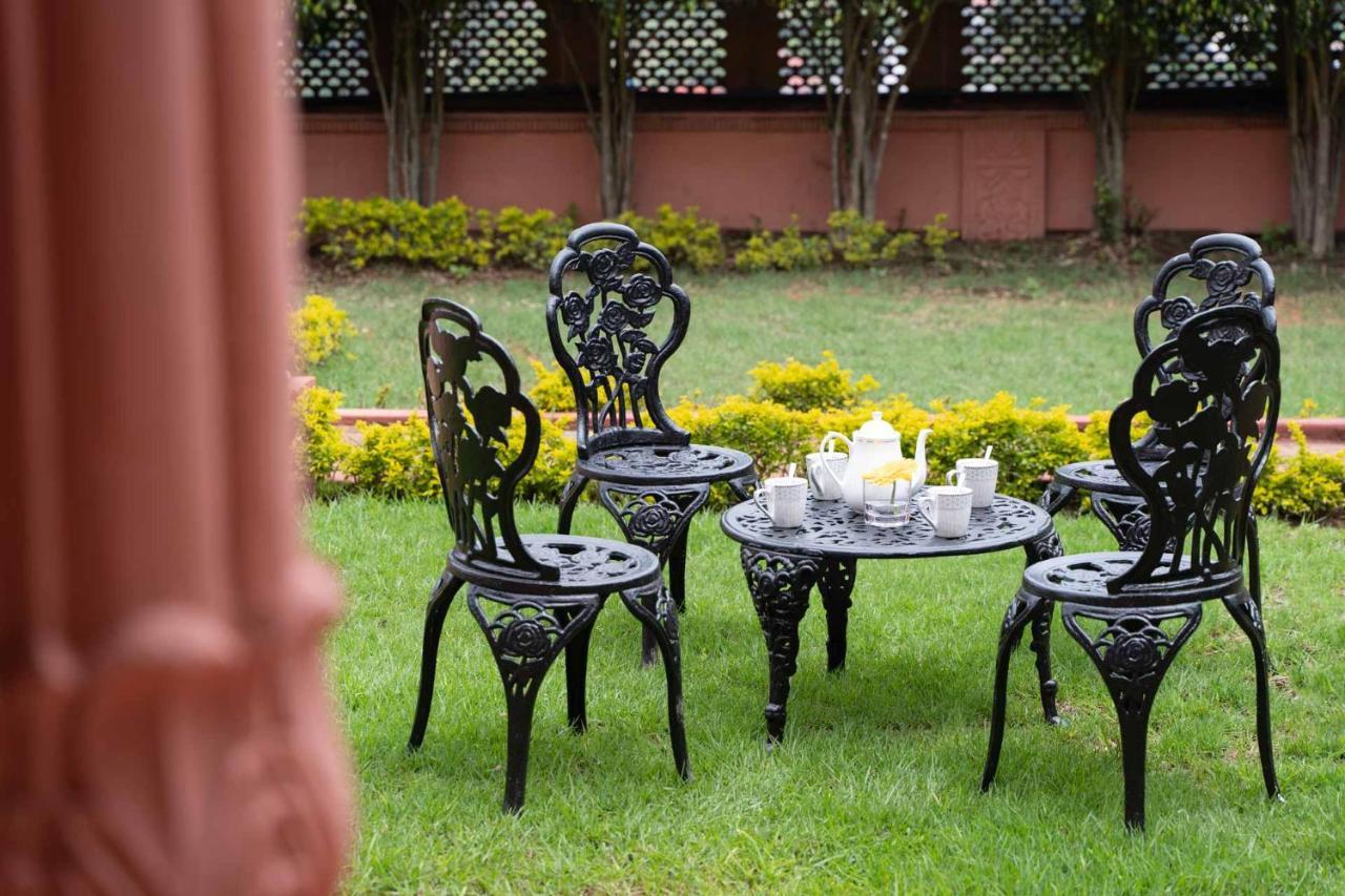 Stayvista At Pink Palace Rajasthani Decor Ооти Екстериор снимка